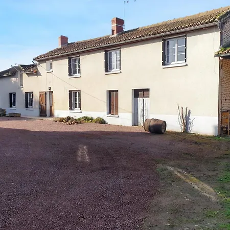 Prázdninový dům Maison De Charme Avec Jardin Aux Trois-moutiers, 116 M², 6 Pers.