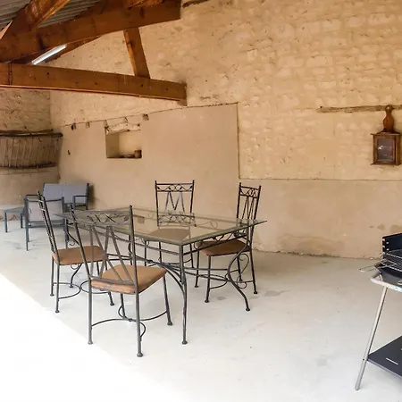 Maison De Charme Avec Jardin Aux Trois-moutiers, 116 M², 6 Pers. * Les-Trois-Moutiers