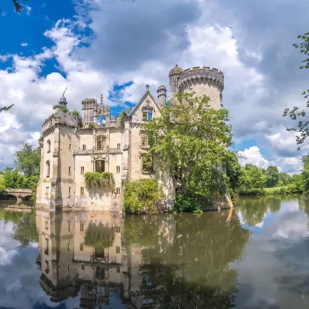 Maison De Charme Avec Jardin Aux Trois-moutiers, 116 M², 6 Pers. Prázdninový dům *