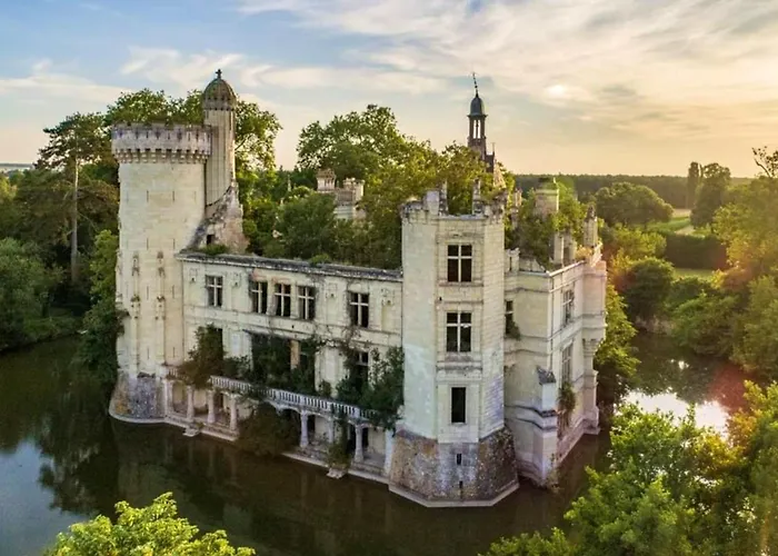 Maison De Charme Avec Jardin Aux Trois-moutiers, 116 M², 6 Pers. * Les-Trois-Moutiers